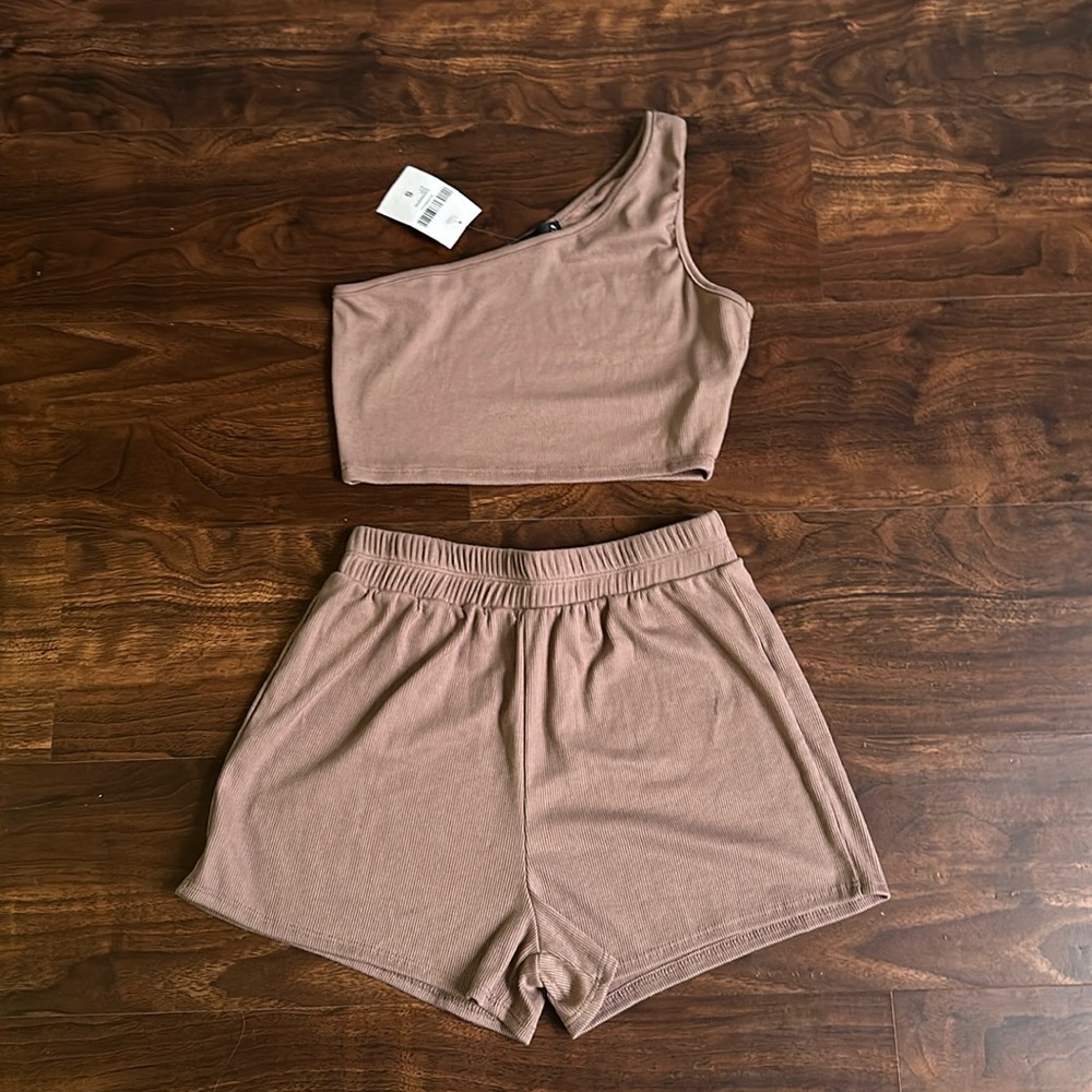 Matching set
